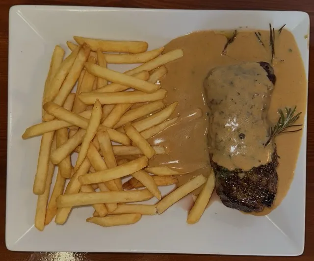 Rumpsteak mit Pfefferrahmsoße